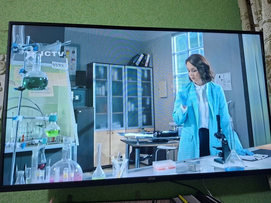 Продаётся телевизор Artel Smart 2023 Года