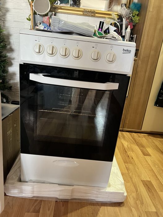Продам плиту, стеклокирамика BEKO