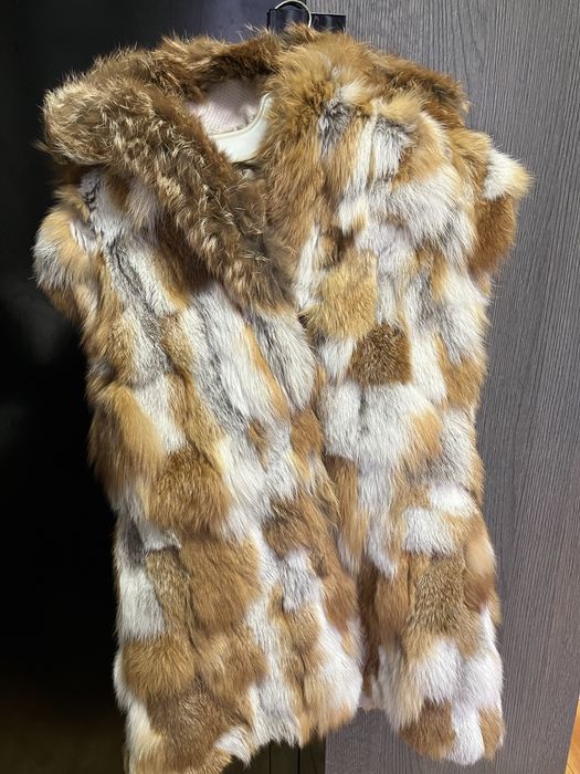 Елек с качулка от естествен косъм - лисица