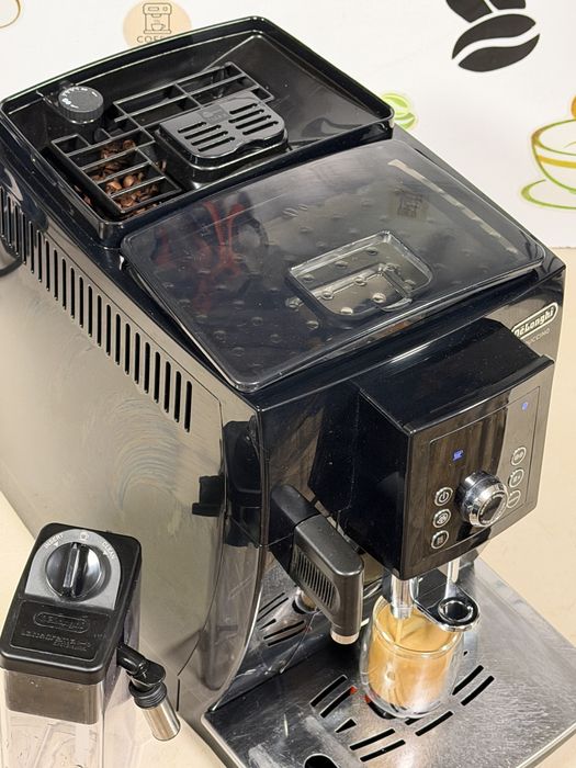 Кафемашина кафе автомат delonghi magnifica smart с гаранция