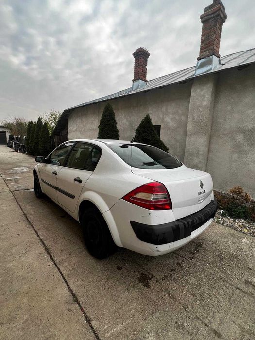 Dezmembrez Renault Megane 2