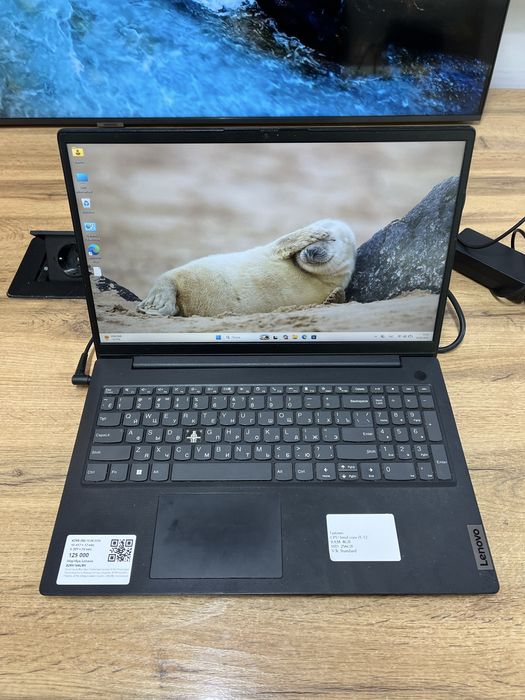 Ноутбук Lenovo Core i5-12
