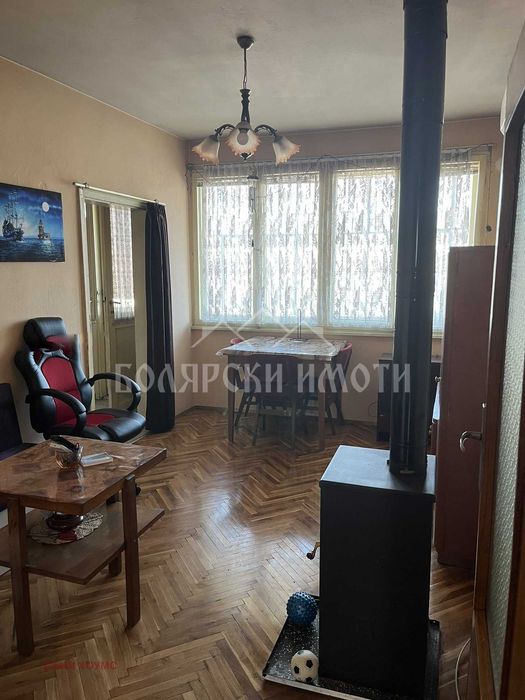 Продава се Четиристаен апартамент в Горна Оряховица - 105 кв.м за 803 €/кв.м - Снимка #1
