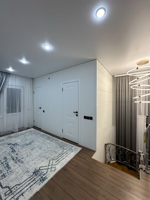 Красивый частный дом