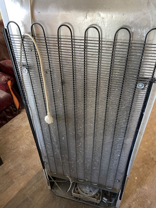 Холодильник,в рабочем состоянии