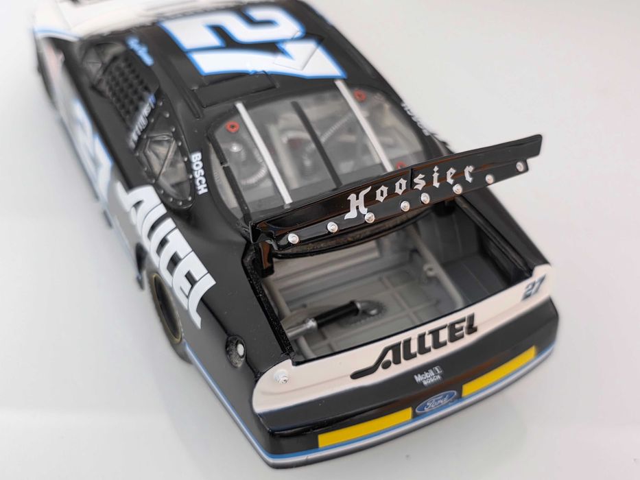 Macheta Auto 1/24 Team Caliber Nascar Ford Taurus Ryan Newman