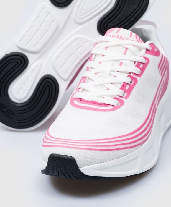 Кецове/маратонки Twinset размер 38,40,бяло с розово, нови с кутия!