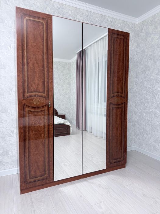 Спальный гарнитур