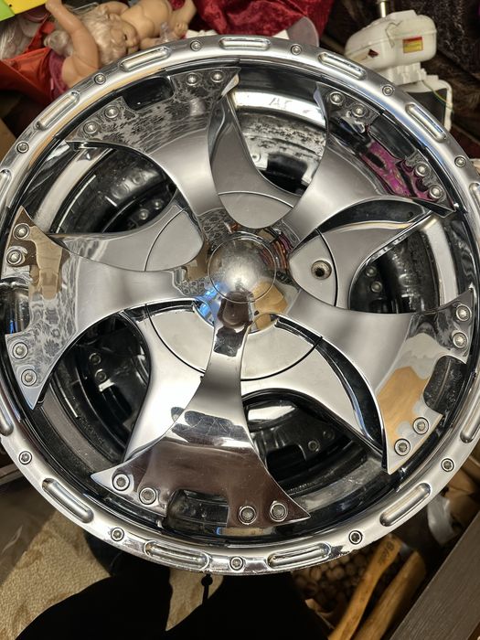 Эксклюзивные диски в продаже Spinner R18