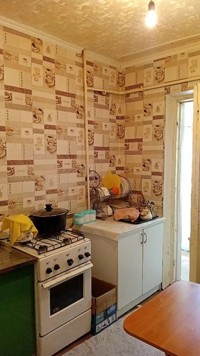 Продам 2х ком.кв.в 8мкр.д 12