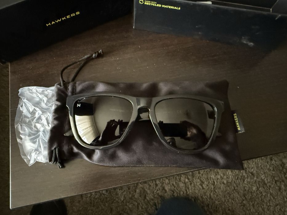 Ochelari de soare Hawkers
