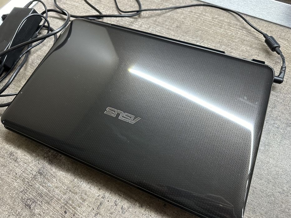 Лаптоп Asus K51AC series