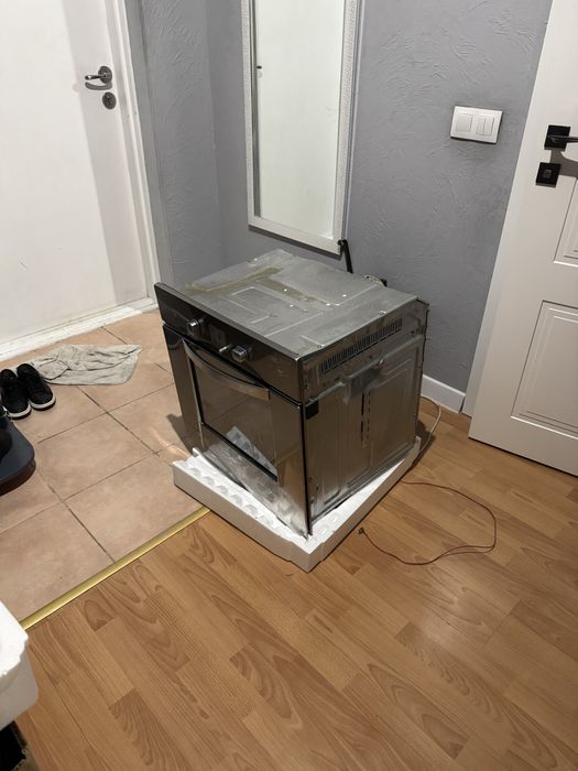 Отдам бесплатно духовку