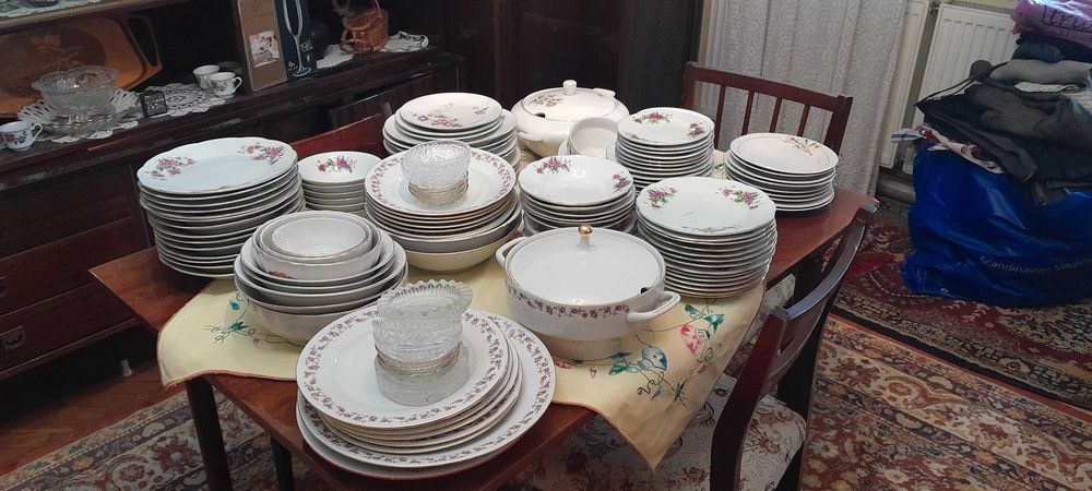Set de farfurii de vanzare
