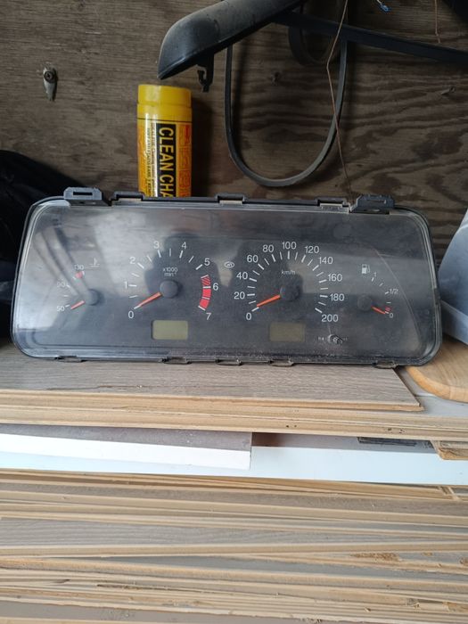 Щиток приборов ВАЗ нива