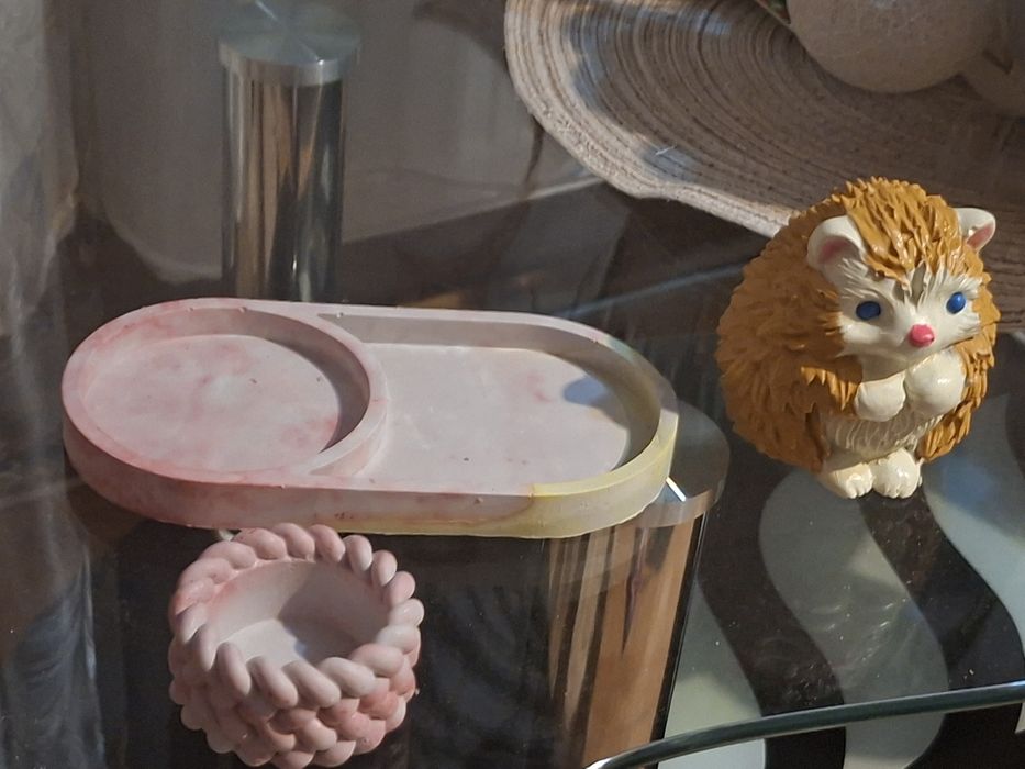 Set decorativ handmade – tăviță, suport pentru lumânare și arici