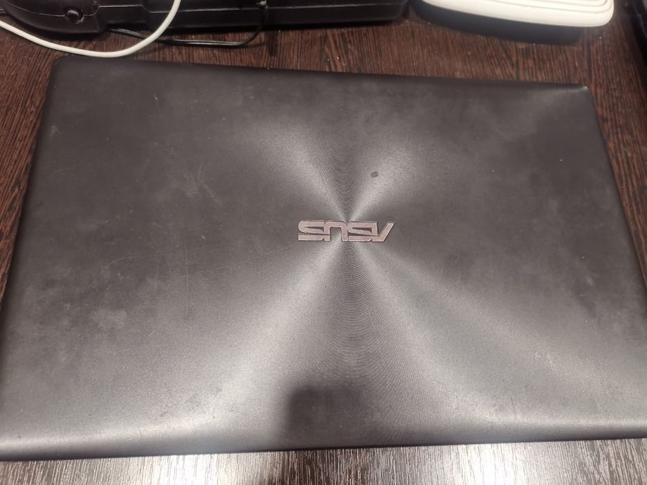 Продам офисный Ноутбук Asus