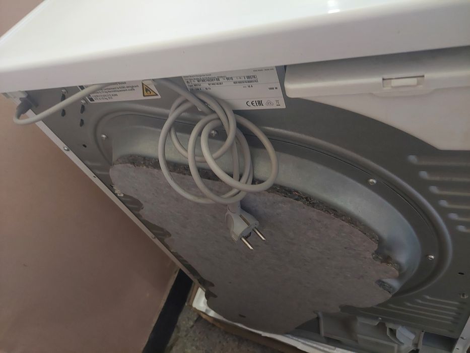 Сушилня Bosch Serie 6 (за части или ремонт