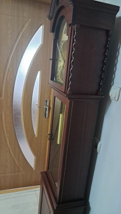 Ceas de podea cu pendula