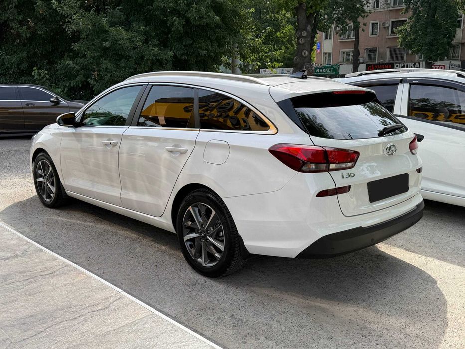 Продаётся Hyundai i30 в отличном состоянии (full complect)