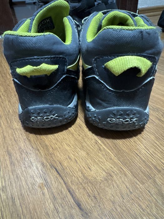 Сапожки и кроссовки  для мальчика