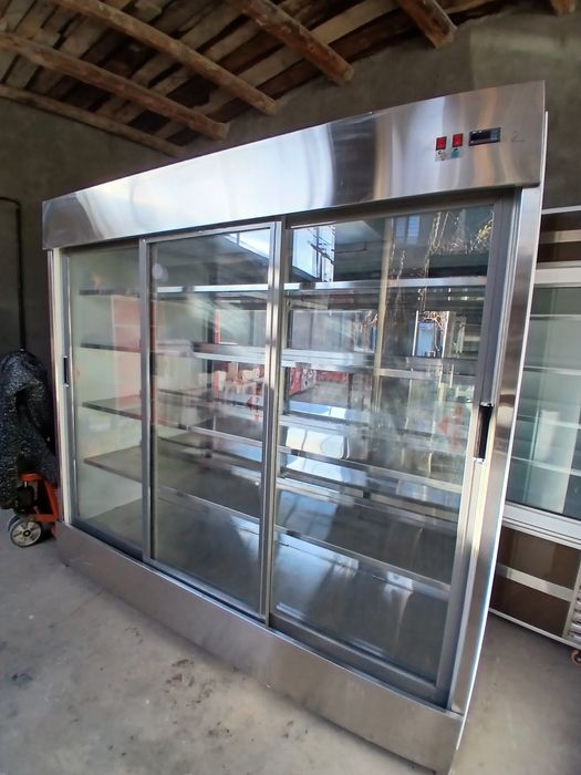 Ветрина халадилник азн