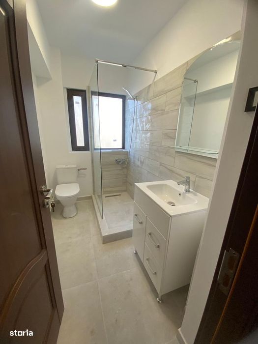 Spatiu de 2 camere cu bucatarie, grup sanitar RENOVAT, Casa de Cultura