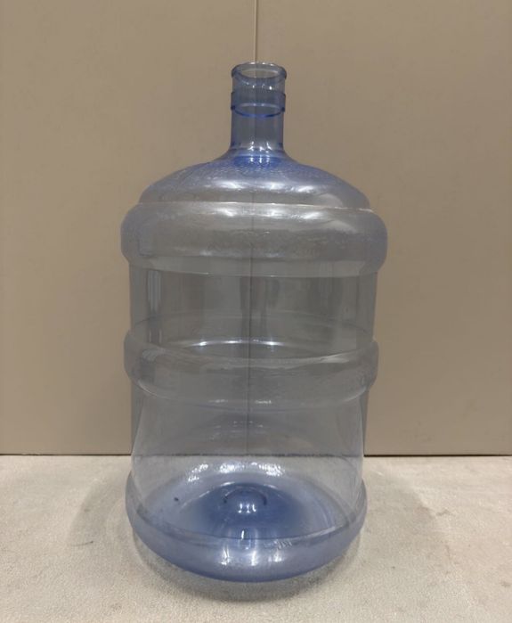 Продам бутыли 19 литров