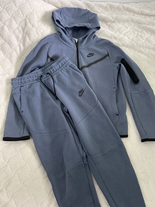Nike tech fleece