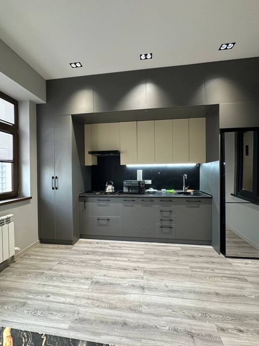 Сдаётся 3 комнатна на максима горького