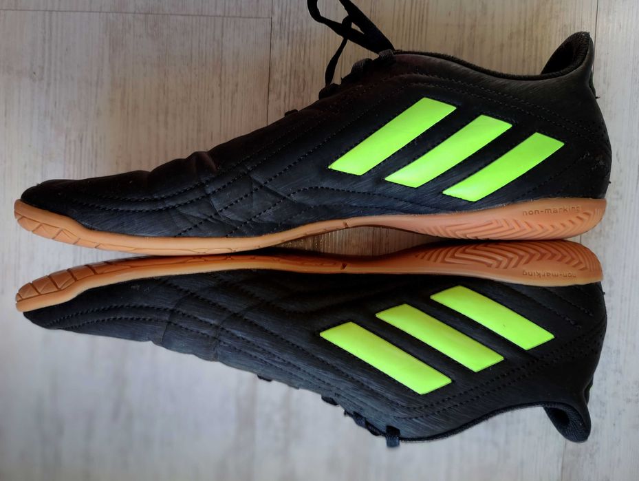 Футболни обувки Adidas Deportivo IN