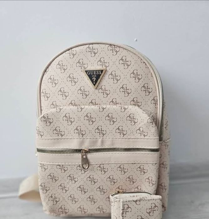 ДАМСКИ кожени чанти Guess,Louis Vuitton i CK