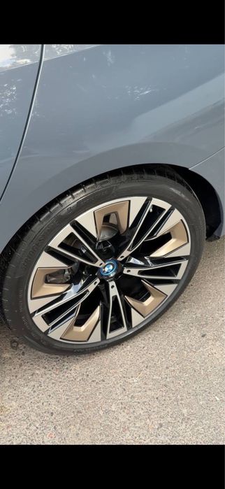 BMW I5 ixdirive50l