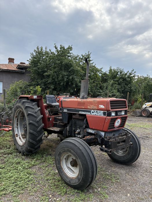 Tractor case 585