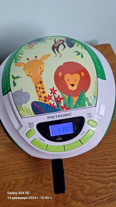 Радио,сд юсб(radio,CD,USB,SD Card) приемник Metronic