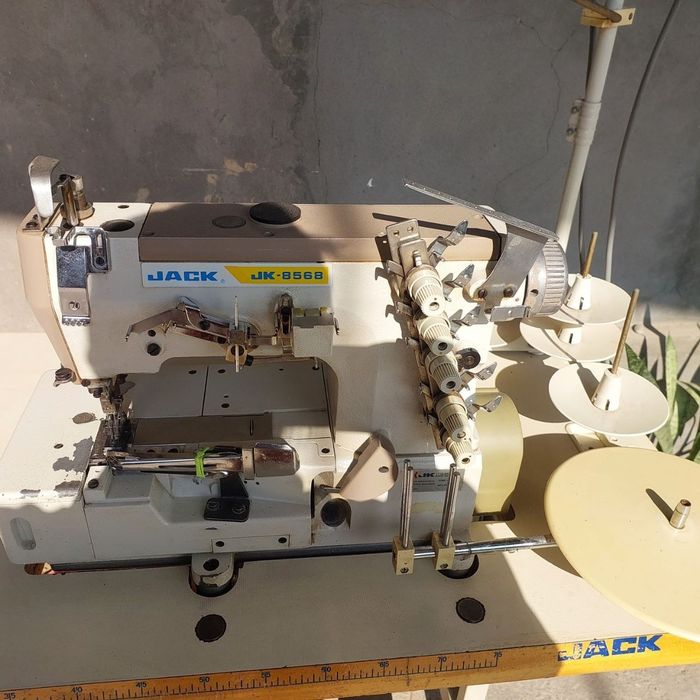 Tikuv mashinasi. Jack rashma