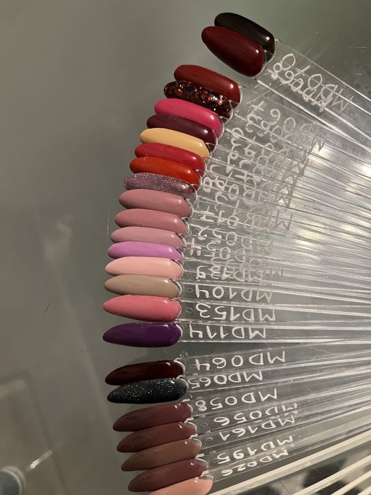 Комплект от 40 броя гел лак