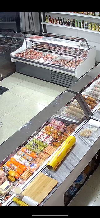 Витринний холодилник сотаман