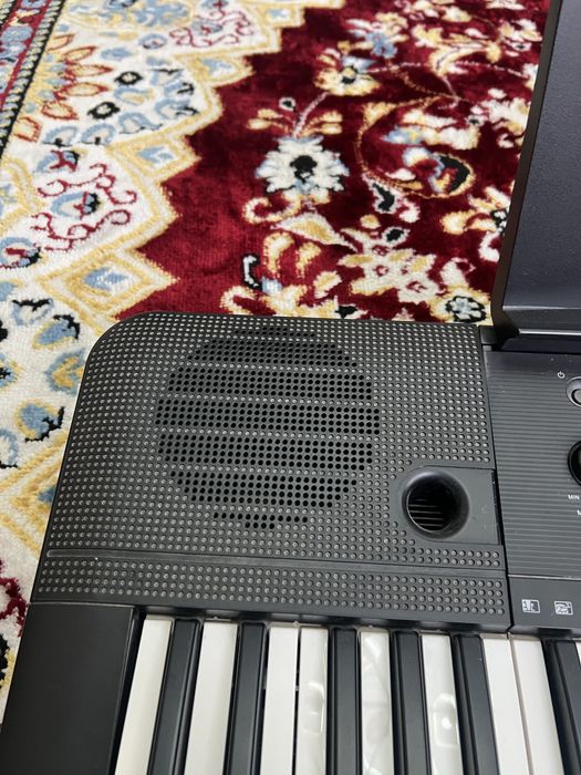 Синтезатор YAMAHA