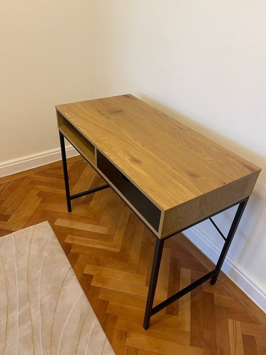 Masa de birou de vanzare