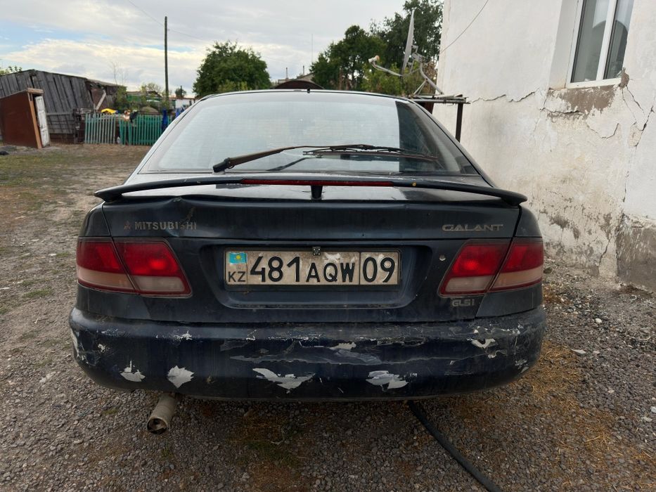 Машина Mitsubishi galant