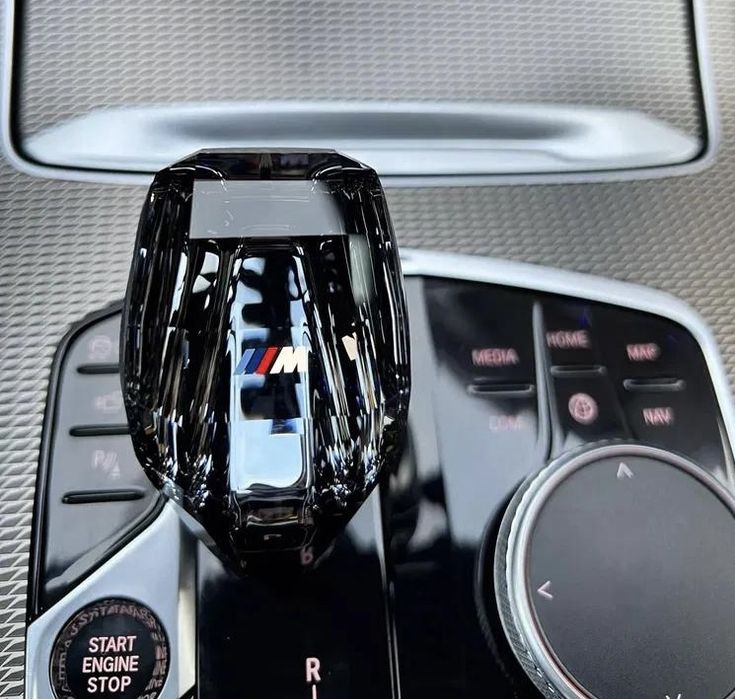 Set Crystal Schimbator Logo M Swarovski Bmw Seria 3 4 8 Z4 G05 G06 g20