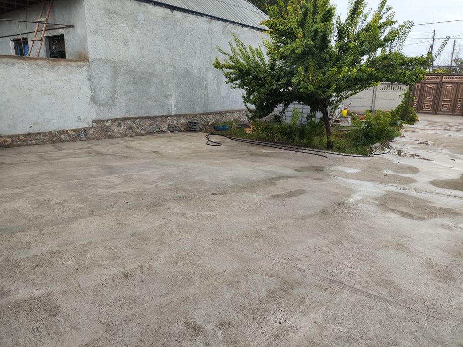 8 сотогли ховли сотилади кармана нарпай центр