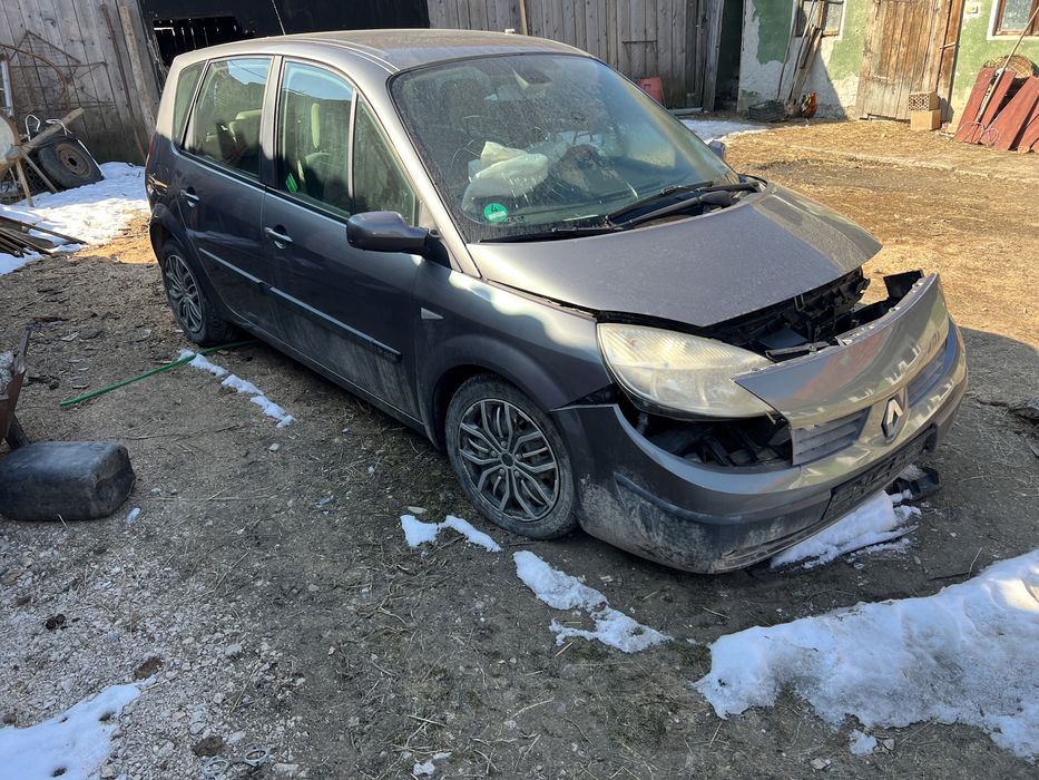 Dezmembrez renault megane scenic 2006 1.9 F9Q