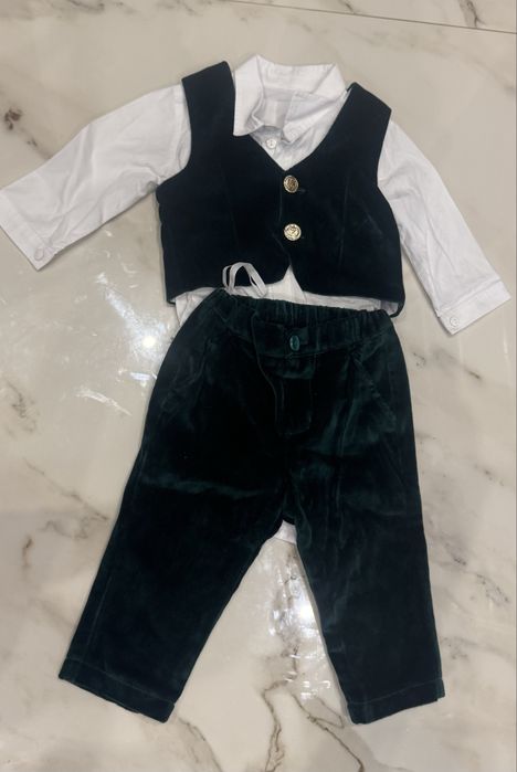 Costum elegant bebe băiat 3–6 luni (68 cm), NOU, catifea verde, 4 piese