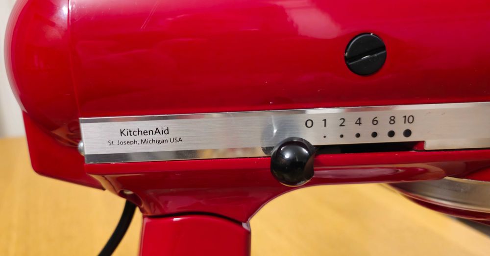 Mixer planetar Artisan Elegance KitchenAid 4,8 l plus presa la rece.