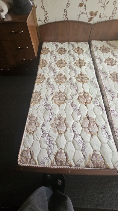 Продаются 2 односпальные кровати