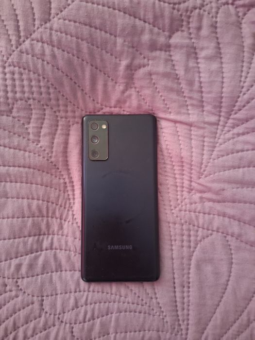 Продам Samsung s20fe