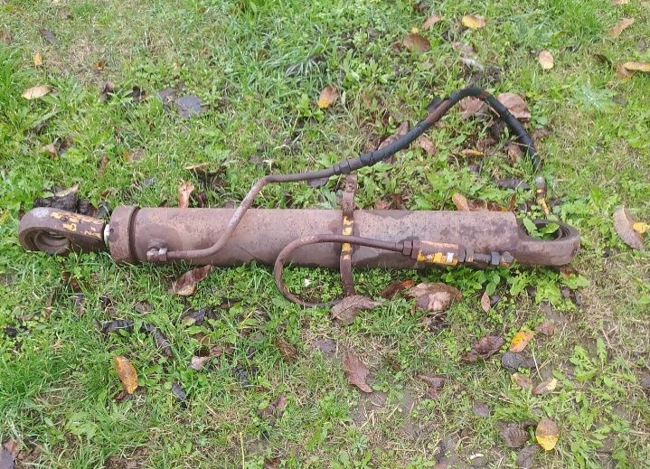 Хидравличен цилиндър 154 см