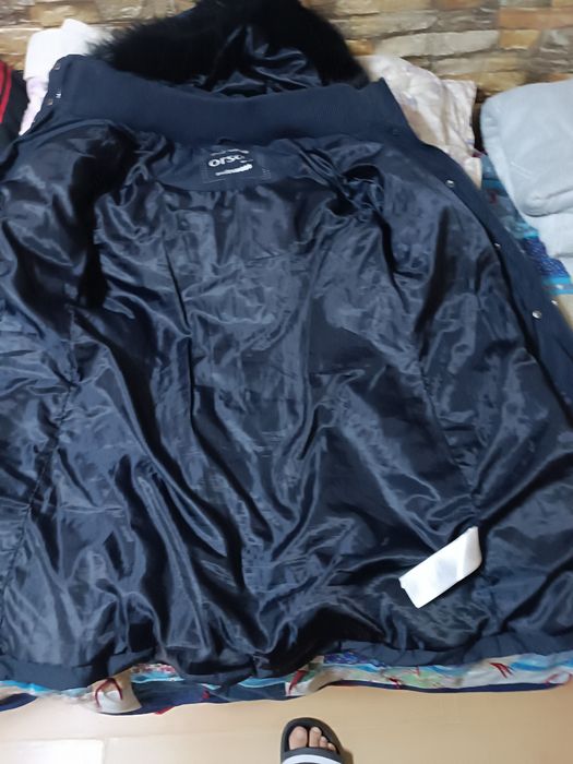 Geacă fis groasa cu puf, marca Orsay mărimea M.